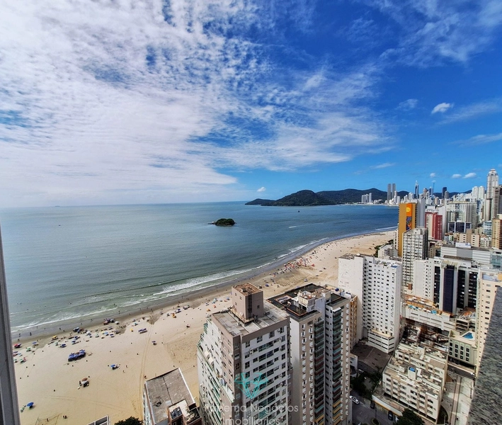 Balneário Camboriú - Centro ALTO PADRÃO 4 dormitórios (4 suítes): 1ª foto da galeria de imagens do imóvel
