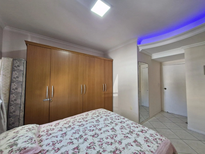 Apartamento para Locação - Meia Praia: 16ª foto da galeria de imagens do imóvel