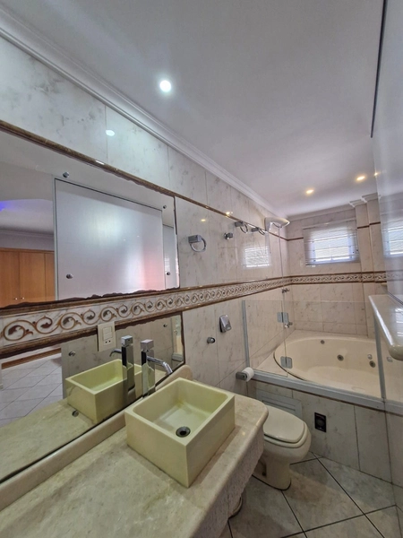 Apartamento para Locação - Meia Praia: 17ª foto da galeria de imagens do imóvel