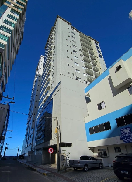 Ao Lado do  ' PIER O PORTO " : 2ª foto da galeria de imagens do imóvel