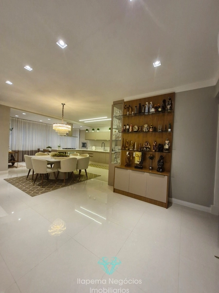 Apartamento diferenciado com 3 suítes e ampla área de lazer - Itapema: 2ª foto da galeria de imagens do imóvel