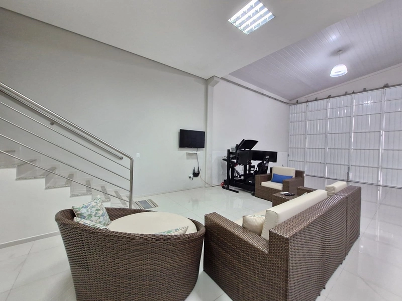 Venda – Hangar Mobiliado: 9ª foto da galeria de imagens do imóvel