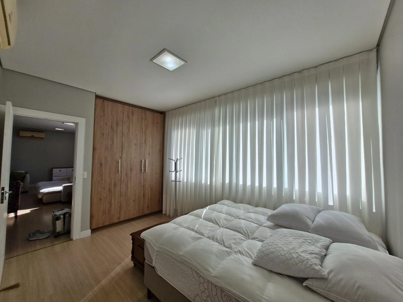 Venda – Hangar Mobiliado: 5ª foto da galeria de imagens do imóvel