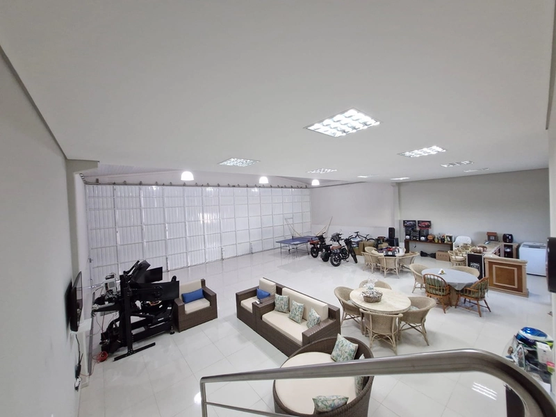 Venda – Hangar Mobiliado: 10ª foto da galeria de imagens do imóvel