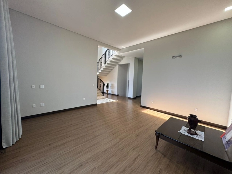 Casa de Alto Padrão em Condomínio Fechado em Bombinhas/SC: 43ª foto da galeria de imagens do imóvel