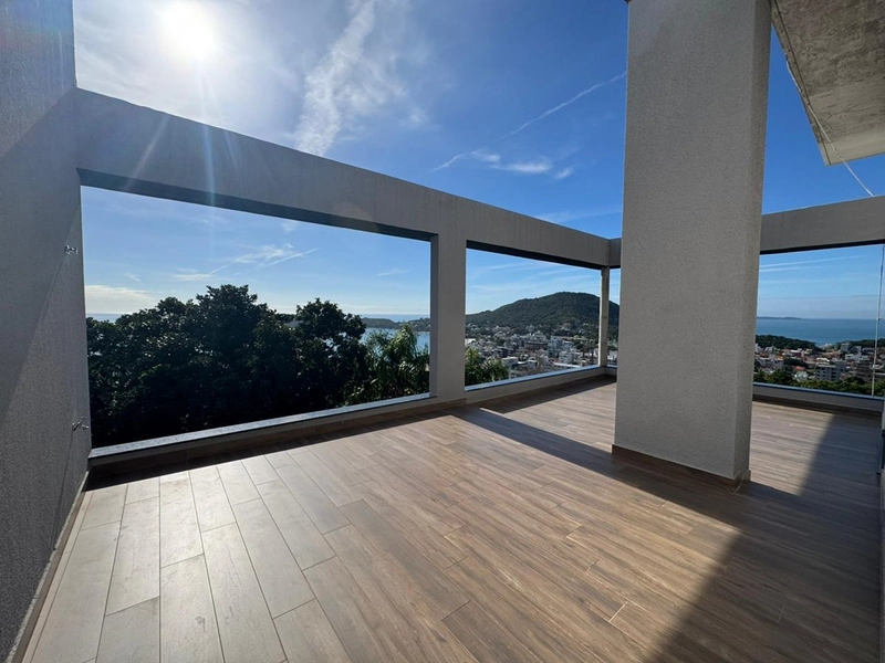 Casa de Alto Padrão em Condomínio Fechado em Bombinhas/SC: 5ª foto da galeria de imagens do imóvel