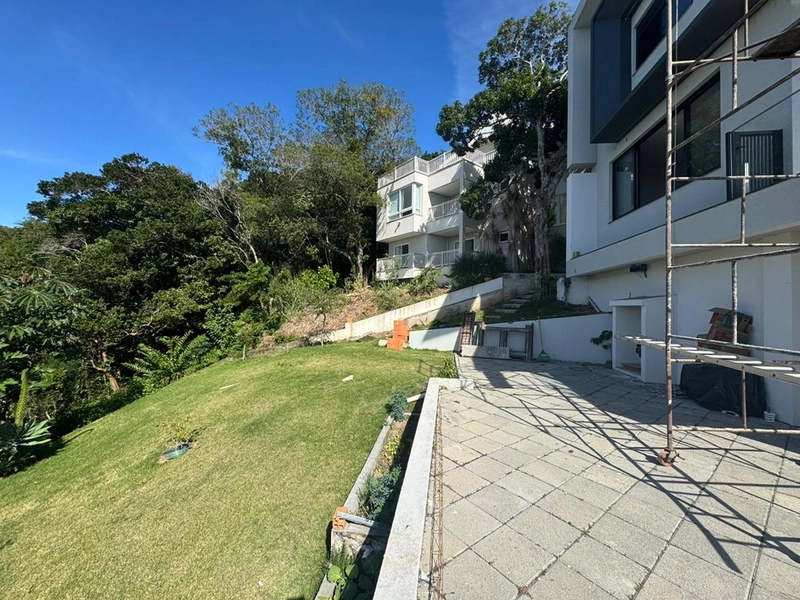 Casa de Alto Padrão em Condomínio Fechado em Bombinhas/SC: 81ª foto da galeria de imagens do imóvel