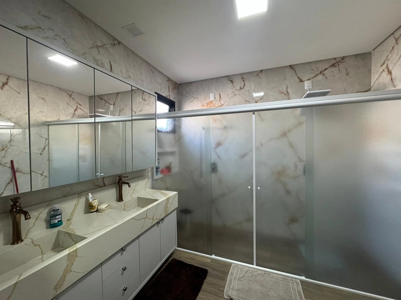 Casa de Alto Padrão em Condomínio Fechado em Bombinhas/SC: 50ª foto da galeria de imagens do imóvel