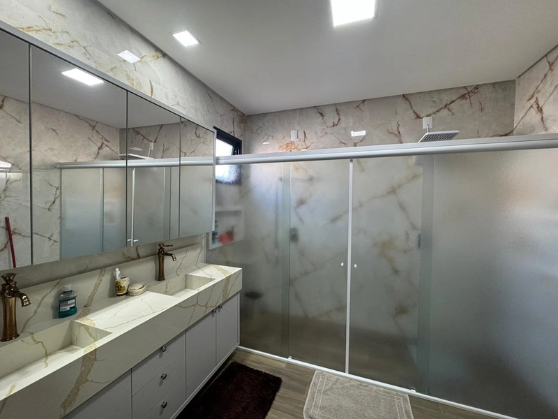 Casa de Alto Padrão em Condomínio Fechado em Bombinhas/SC: 51ª foto da galeria de imagens do imóvel