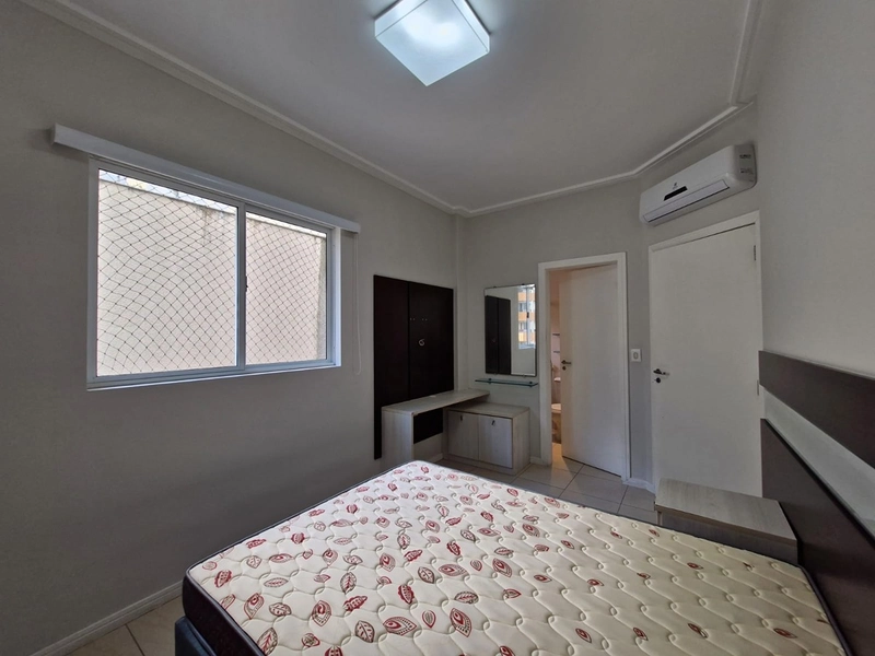 Belíssimo Apartamento localizado na região central de meia praia, apenas 250  metros do mar!: 5ª foto da galeria de imagens do imóvel