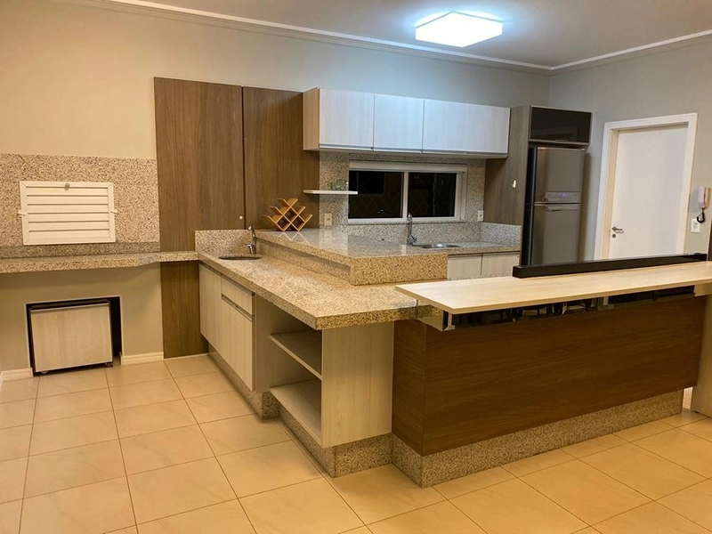 Belíssimo Apartamento localizado na região central de meia praia, apenas 250 metros do mar!: 5ª foto da galeria de imagens do imóvel
