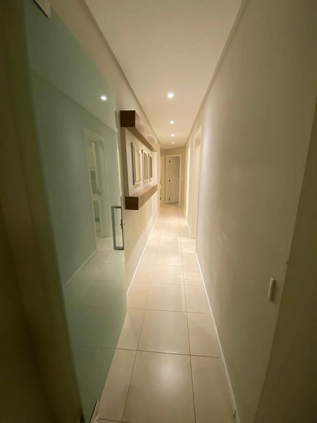 Belíssimo Apartamento localizado na região central de meia praia, apenas 250 metros do mar!: 11ª foto da galeria de imagens do imóvel