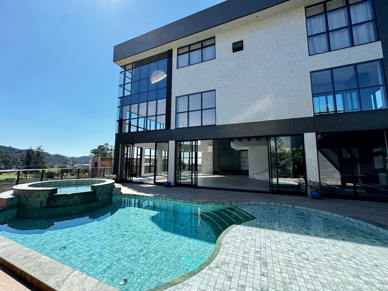 Casa de luxo com 6 suítes, 1.747m² e vista para o mar no Iate Club: 6ª foto da galeria de imagens do imóvel