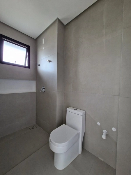 VENDA DE APARTAMENTO – 3 SUÍTES | 135 M² | FRENTE PARA A SEGUNDA AVENIDA | MEIA PRAIA – ITAPEMA/SC: 70ª foto da galeria de imagens do imóvel