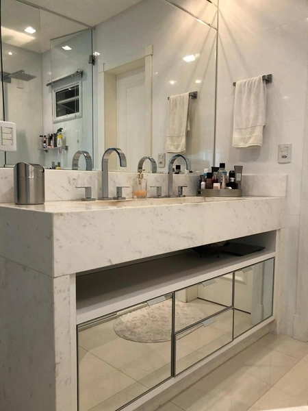 Apartamento com 4 suítes no centro de Itapema.: 11ª foto da galeria de imagens do imóvel