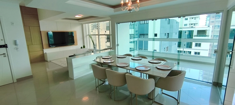 Cobertura Duplex  com Piscina Privativa - 4 vagas - Meia Praia / Itapema: 6ª foto da galeria de imagens do imóvel