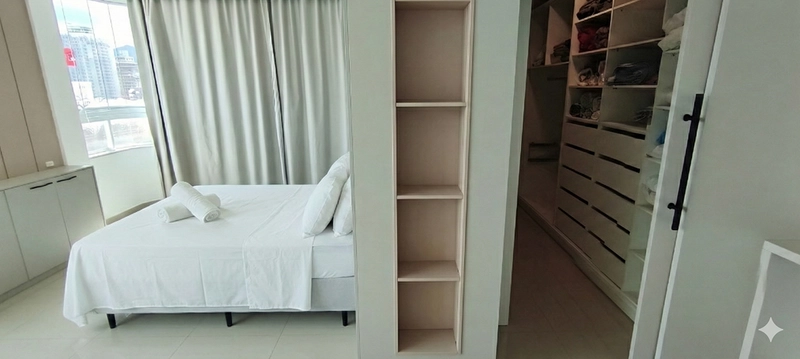 Cobertura Duplex  com Piscina Privativa - 4 vagas - Meia Praia / Itapema: 17ª foto da galeria de imagens do imóvel