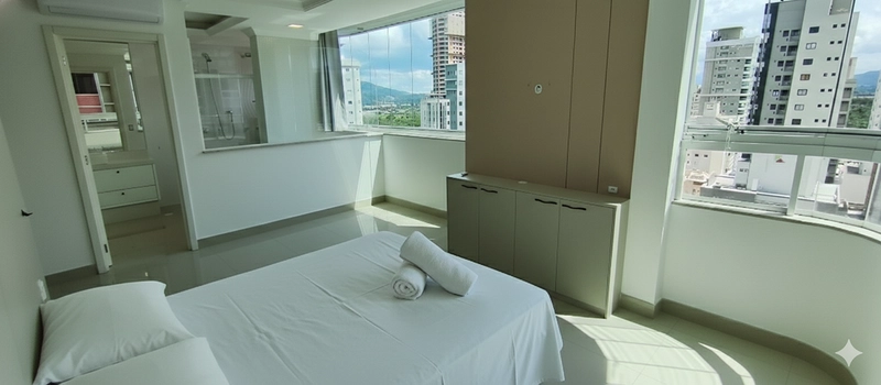 Cobertura Duplex  com Piscina Privativa - 4 vagas - Meia Praia / Itapema: 21ª foto da galeria de imagens do imóvel