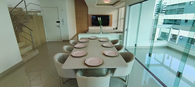 Cobertura Duplex  com Piscina Privativa - 4 vagas - Meia Praia / Itapema: 5ª foto da galeria de imagens do imóvel