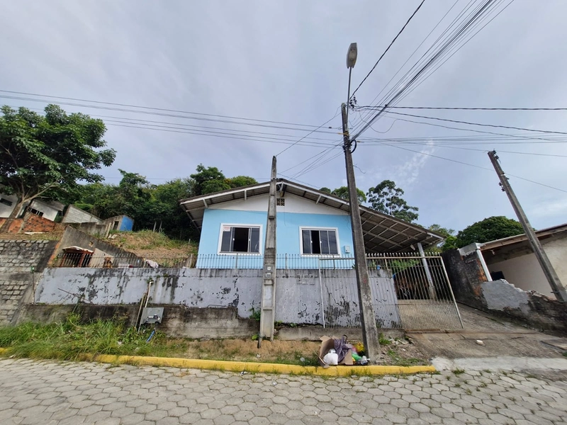 Terreno à Venda – Várzea | 270m² com Casa: 1ª foto da galeria de imagens do imóvel