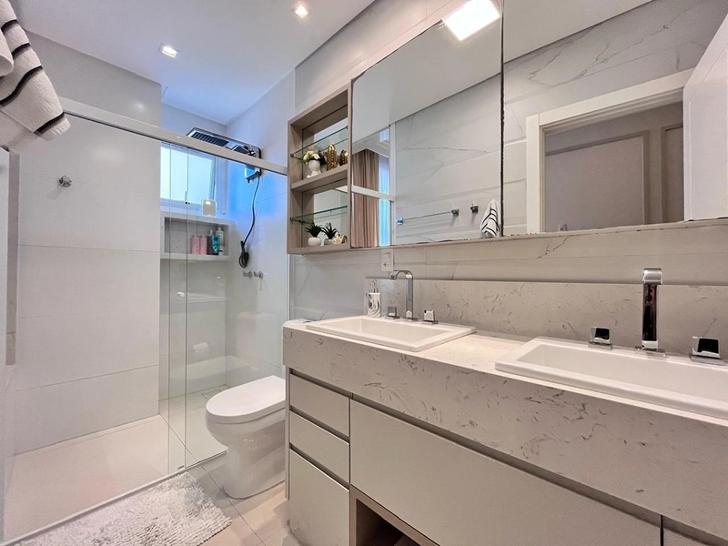 BEM LOCALIZADO E - 03 SUÍTES 02 VAGAS.: 34ª foto da galeria de imagens do imóvel