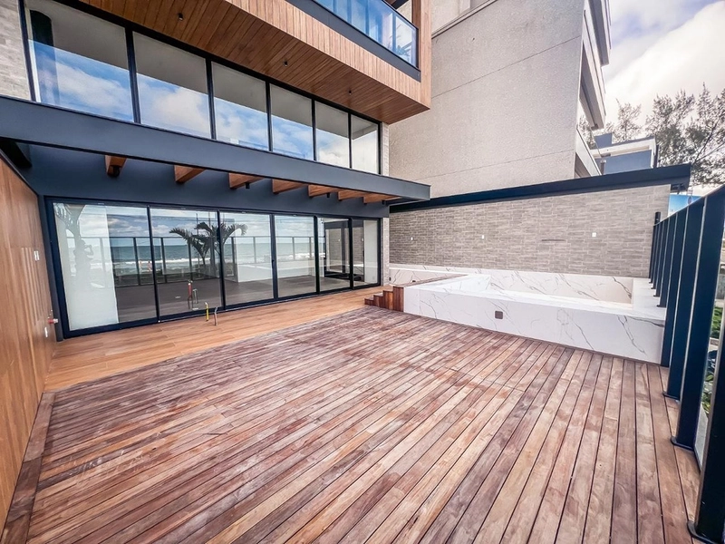Apartamento Frente Mar à venda: 1ª foto da galeria de imagens do imóvel