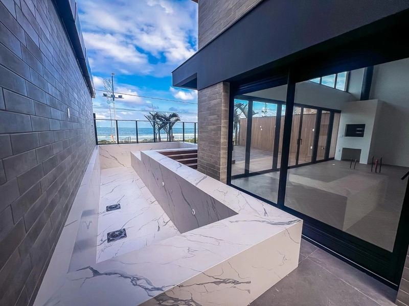 Apartamento Frente Mar à venda: 3ª foto da galeria de imagens do imóvel