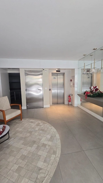 AMPLO APARTAMENTO DIFERENCIADO NA MEIA PRAIA – A 400M DO MAR: 23ª foto da galeria de imagens do imóvel