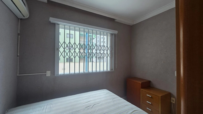 AMPLO APARTAMENTO DIFERENCIADO NA MEIA PRAIA – A 400M DO MAR: 13ª foto da galeria de imagens do imóvel