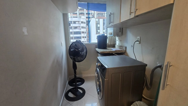 AMPLO APARTAMENTO DIFERENCIADO NA MEIA PRAIA – A 400M DO MAR: 11ª foto da galeria de imagens do imóvel