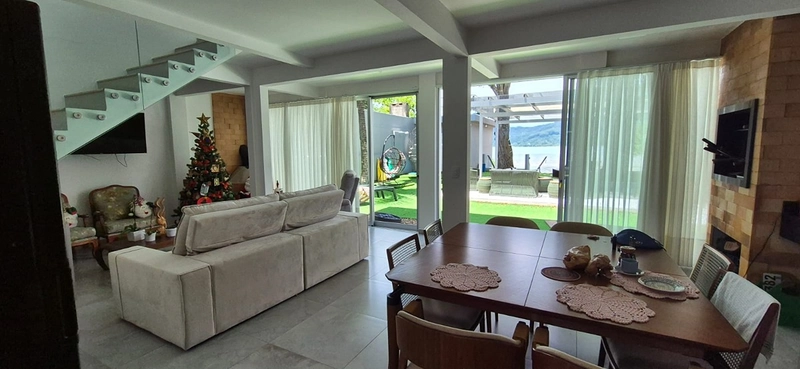 OPORTUNIDADE ÚNICA FRENTE MAR — TERRENO COM ESTRUTURA COMPLETA: 4ª foto da galeria de imagens do imóvel