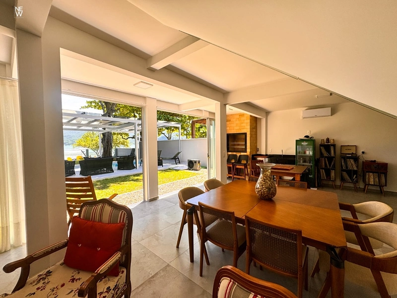 OPORTUNIDADE ÚNICA FRENTE MAR — TERRENO COM ESTRUTURA COMPLETA: 28ª foto da galeria de imagens do imóvel