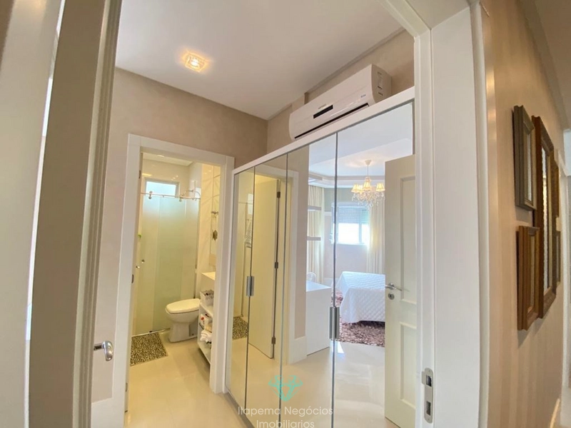 Apartamento 4 Suítes 5 Vagas , Mobiliado e Decorado - Quadra mar: 26ª foto da galeria de imagens do imóvel