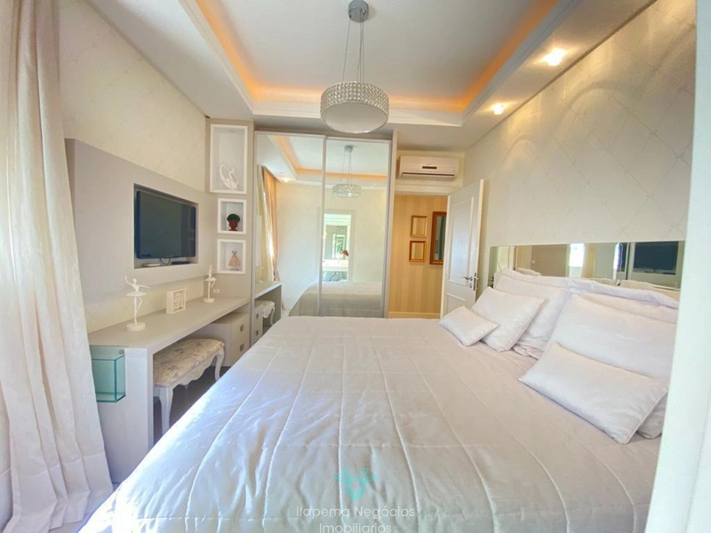 Apartamento 4 Suítes 5 Vagas , Mobiliado e Decorado - Quadra mar: 19ª foto da galeria de imagens do imóvel