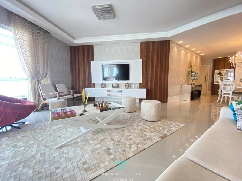 Apartamento 4 Suítes 5 Vagas , Mobiliado e Decorado - Quadra mar: 4ª foto da galeria de imagens do imóvel
