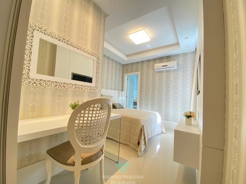 Apartamento 4 Suítes 5 Vagas , Mobiliado e Decorado - Quadra mar: 16ª foto da galeria de imagens do imóvel