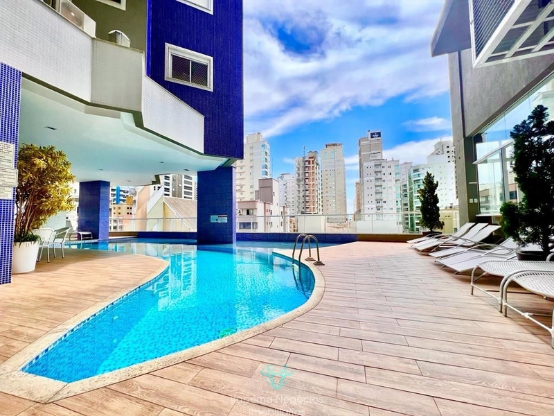 Apartamento 4 Suítes 5 Vagas , Mobiliado e Decorado - Quadra mar: 30ª foto da galeria de imagens do imóvel