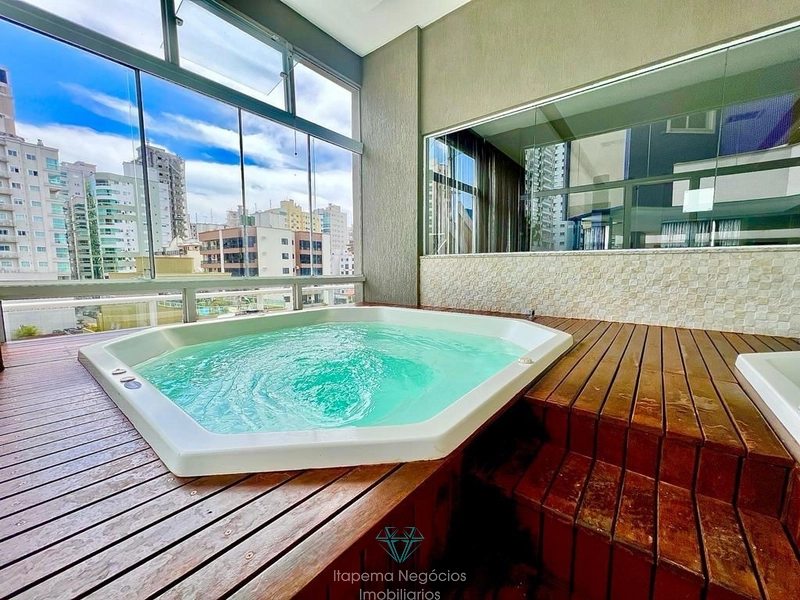 Apartamento 4 Suítes 5 Vagas , Mobiliado e Decorado - Quadra mar: 33ª foto da galeria de imagens do imóvel