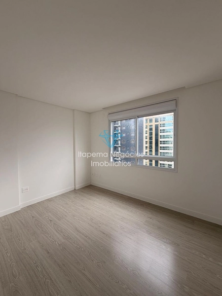Apartamento na  Meia Praia, 03 suítes, 02 vagas. : 9ª foto da galeria de imagens do imóvel