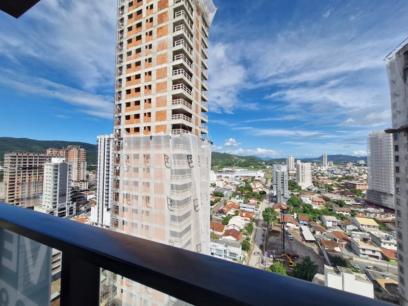 APARTAMENTO À VENDA – BALNEÁRIO PEREQUÊ, PORTO BELO/SC: 3ª foto da galeria de imagens do imóvel