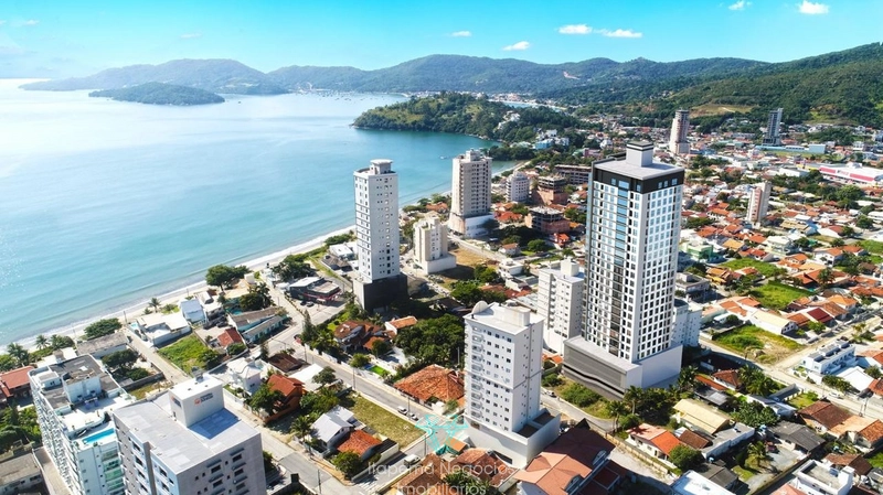 3 Dormitórios, sendo 3 suítes, Garagens 2 Vagas, Área Privativa 117m²: 2ª foto da galeria de imagens do imóvel