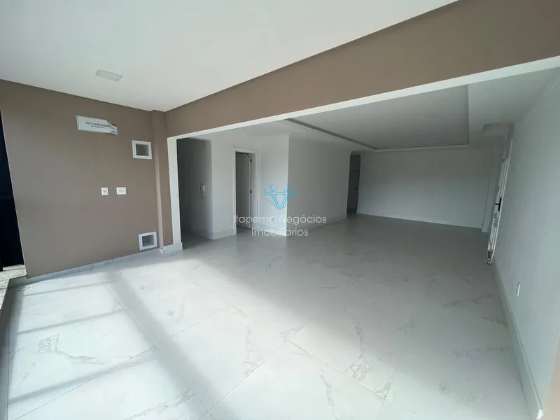 Apartamento 4 Suítes - Meia Praia: 26ª foto da galeria de imagens do imóvel