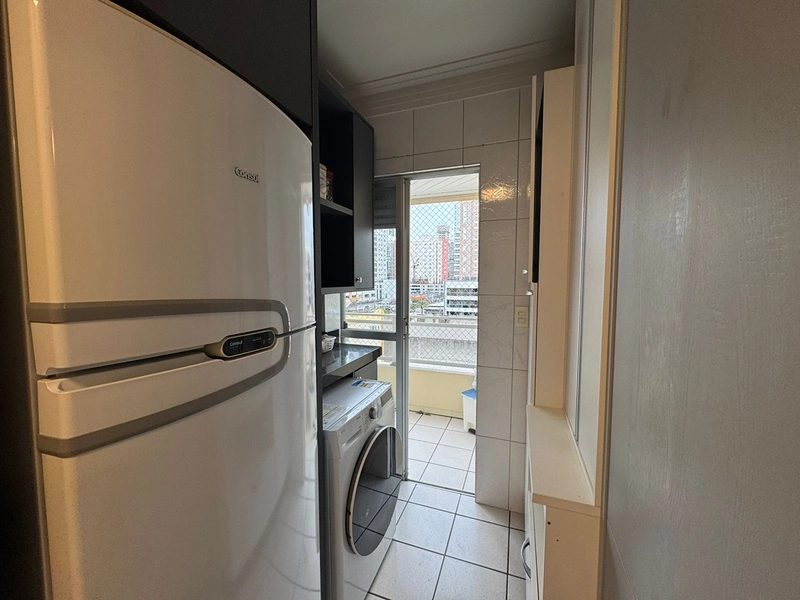 Amplo apartamento mobiliado para locação na Meia Praia: 27ª foto da galeria de imagens do imóvel