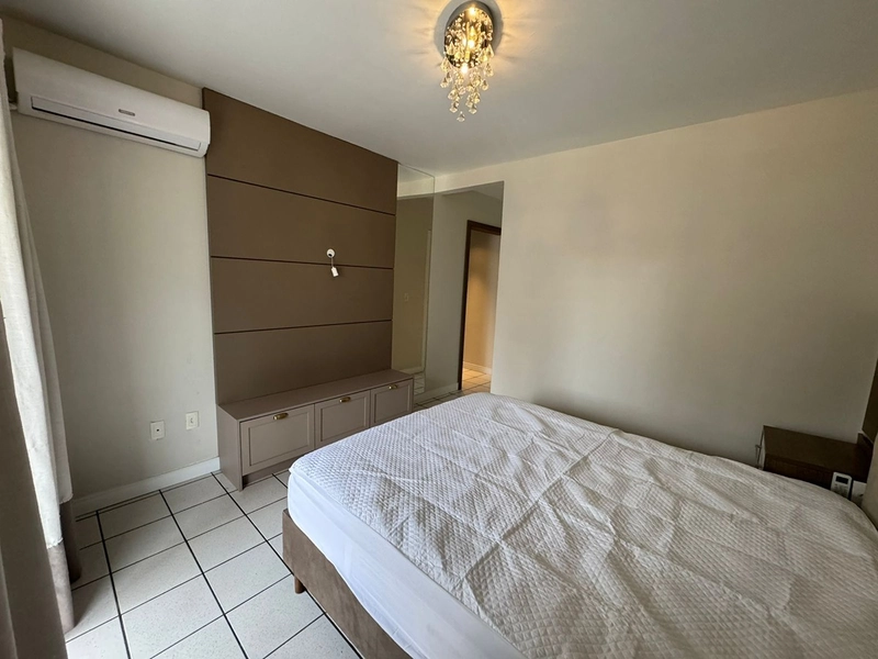 Amplo apartamento mobiliado para locação na Meia Praia: 9ª foto da galeria de imagens do imóvel