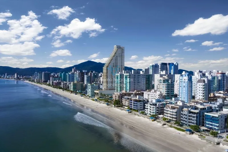 Localizado na deslumbrante Meia Praia em Itapema.: 4ª foto da galeria de imagens do imóvel