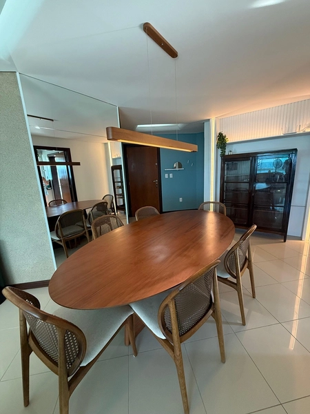 Requinte, frente ao mar, localizado em Meia Praia.: 11ª foto da galeria de imagens do imóvel