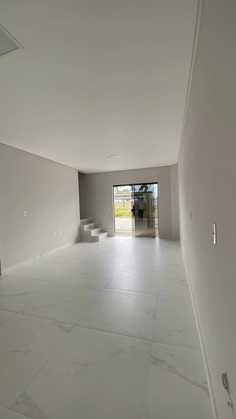 Casa à Venda em Tijucas: 7ª foto da galeria de imagens do imóvel