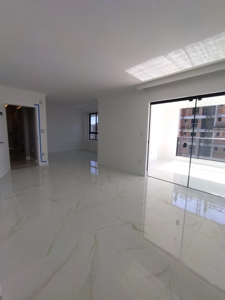 Apartamento com 03 Dormitórios Sendo 03 Suítes, 02 vagas. : 2ª foto da galeria de imagens do imóvel