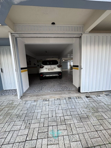Apartamento com 3 dormitórios, 1 suíte. Meia Praia: 4ª foto da galeria de imagens do imóvel