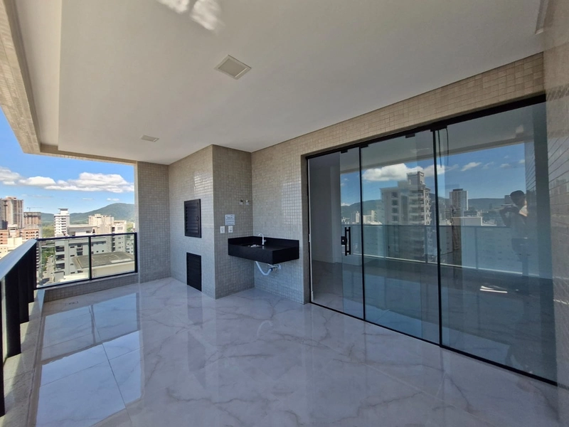 Apartamento à venda em Meia Praia – Itapema/SC: 2ª foto da galeria de imagens do imóvel